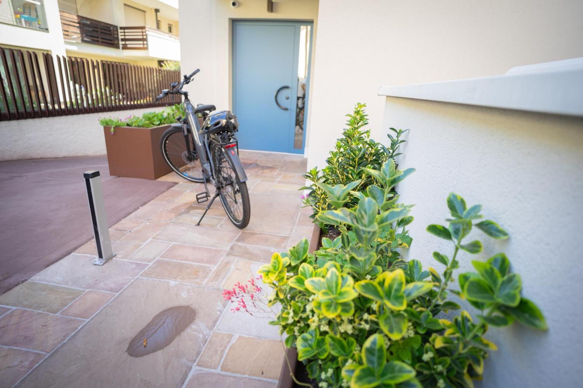 Wellness Smart Suites Bolzano Luaran gambar
